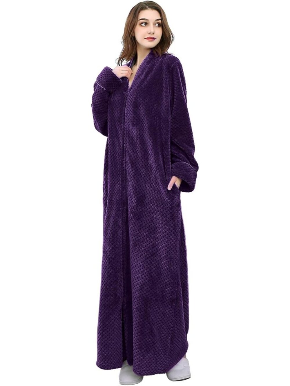 Cozy Women's Long Plush Fleece Zip-Up Robe | Warm Bathrobe for Comfort